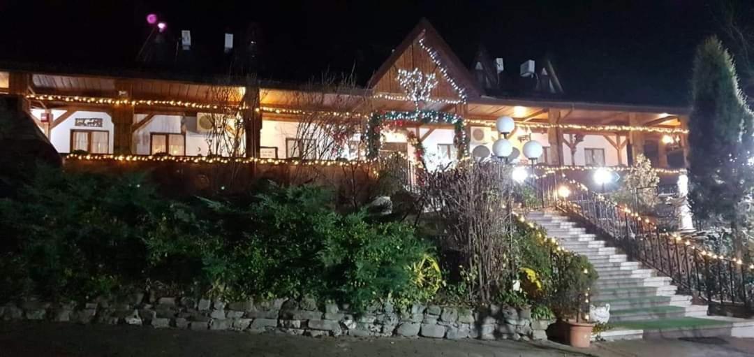 Casa Boiereasca Hotel Iasi Luaran gambar