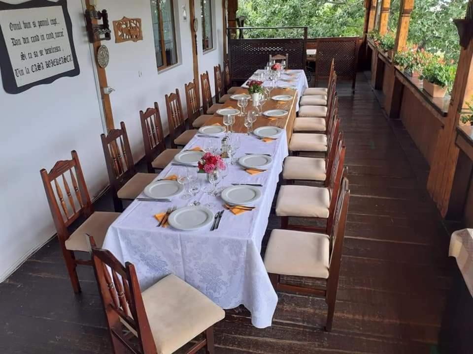Casa Boiereasca Hotel Iasi Luaran gambar